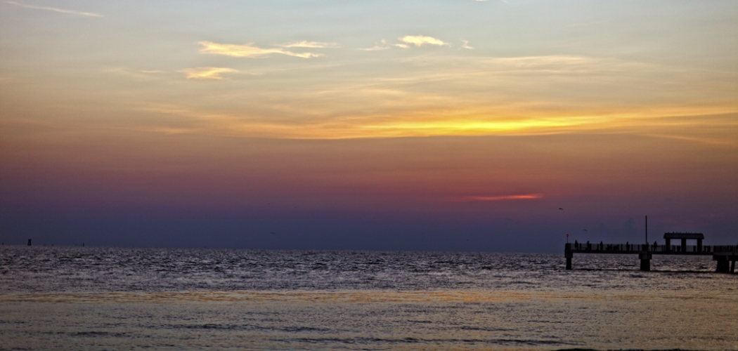 cropped-fort_desoto-pier-sunset.jpg